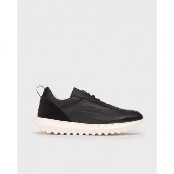 Zapatillas deportivas de hombre Wonders Mauro CB-4520 en piel auténtica negra.