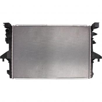 Radiador de refrigeración del motor NISSENS 65285, compatible con múltiples modelos de vehículos, fabricado con materiales de alta calidad para una óptima transferencia de calor y durabilidad, incluye conexiones precisas y diseño eficiente para un re