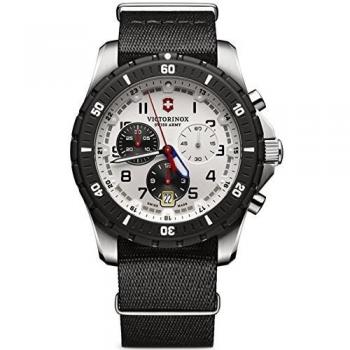 Victorinox Maverick Mens Analogue Quartz Watch with Nylon Bracelet V241680.1