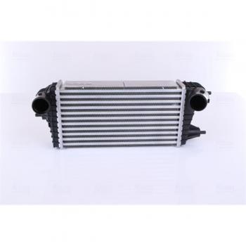 Intercooler NISSENS 961561 para SWIFT V (AZ) - Tipo: Intercooler, Marca: NISSENS, Modelo: 961561, Compatible con Suzuki Swift V (AZ), Diseño optimizado para mejorar la eficiencia