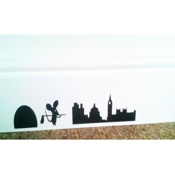 uksellingsuppliers Pegatina de vinilo para pared con diseño de agujero de ratón, viaje a Londres, 19 cm x 6 cm