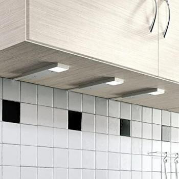 Lindby Amaryll lámpara LED bajo mueble, 3 unidades, color plata, diseño moderno, material plástico, ideal para cocina