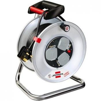 Brennenstuhl Garant 3-Way Socket Cable Reel for indoor Use