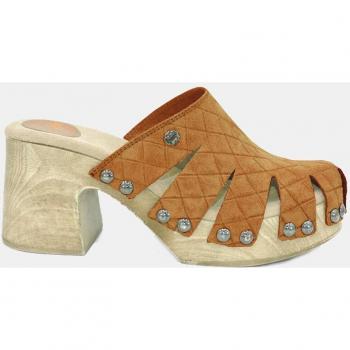 Zuecos de mujer de piel serraje troquelada y sandalias de tacon medio en cuero con malla marrón, Porronet 2024