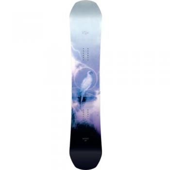 CAPiTA Birds Of A Feather 2024 Snowboard estampado, tabla de snowboard ancha, diseñada para ofrecer un rendimiento versátil en diferentes condiciones de nieve, con una construcción ligera y duradera que incluye núcleo de madera, tecnología de absor
