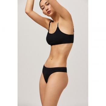 Tanga de algodón orgánico Ysabel Mora con elástico decorativo y fruncido trasero