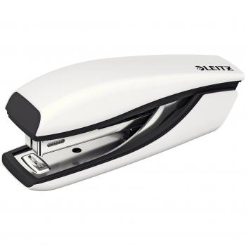 Grapadora Mini Leitz WOW 5528, Capacidad para 10 Hojas, Cuerpo de Metal Ergonómico, Color Blanco Perlado