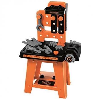 Taller de bricolaje de Black&Decker con 27 accesorios