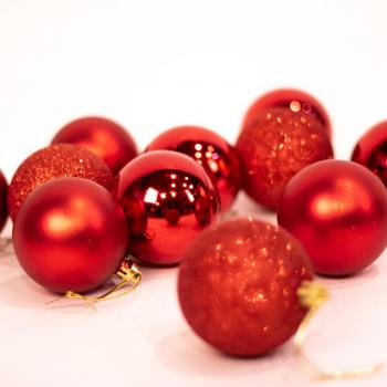 Set de 12 bolas de Navidad rojas de 6 cm