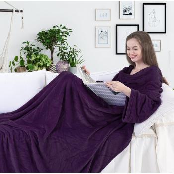 DecoKing Manta con Mangas de Microfibra y Bolsillos Forro Polar Suave y cálido con Compartimento para los pies 150x180 cm Violeta Lazy