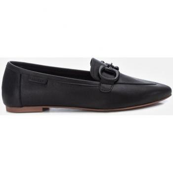 Zapatos planos de mujer de piel con hebilla decorativa