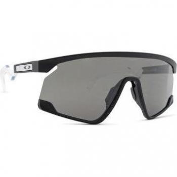 Oakley BXTR OO 9280 01 39 Matte Black Sunglasses with Prizm Black, Unisex, Size: 39 MM