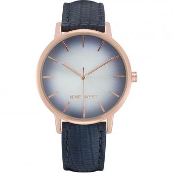 Reloj Mujer Nine West NW_2572RGNV - Reloj analógico, caja de acero inoxidable en color rosado, esfera azul con detalles dorados, correa de malla metálica ajustable, resistencia al agua hasta