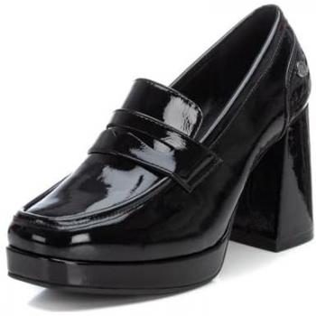 Mocasines de Mujer XTI 143457 Charol Negro Material Vegano Talla 39