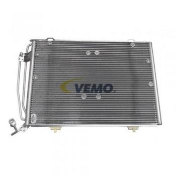 Condensador de Aire Acondicionado VEMO V30-62-1021, Calidad Original, Aluminio 540