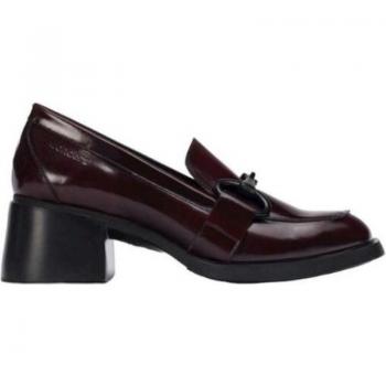 Zapatos de mujer Wonders en color rojo, piel burdeos, modelo Regata Vino