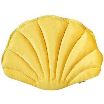 Cojín Decorativo de Terciopelo Amarillo en Forma de Concha Marina con Diseño Liso