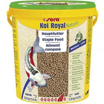 Sera Koi Royal Large (6 mm) es un alimento para una Larga y Sana Vida de Koi a Partir de 25 cm con prebióticos para una Mejor alimentación alimentaria, Menor Carga de Agua y Menos Algas.