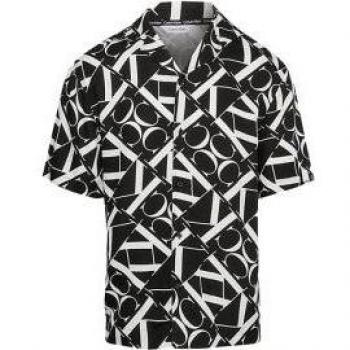 Camisa negra Calvin Klein para hombre, elegante y moderna