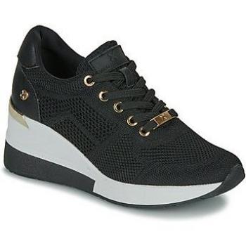 Zapatilla de mujer Xti 142419 Beige con cordón