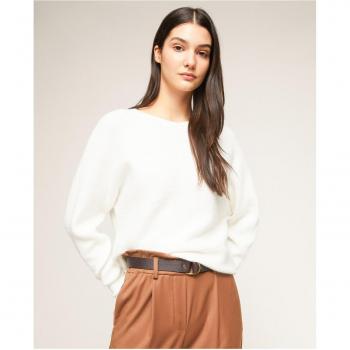 Jersey de mujer de canalé sin costuras y cuello barco