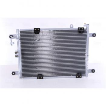 Condensador de aire acondicionado Nissens 940578, compatible con sistemas de refrigeración, fabricado en materiales duraderos, diseñado para un rendimiento óptimo y eficiente en la transferencia de calor