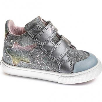Botas de bebé niña Pablosky con forro transpirable y cierre adherente, ideales para las más modernas.