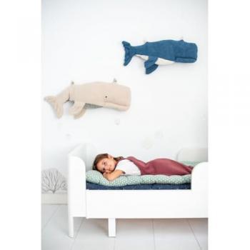 Crochetts Set 2 peluches infantiles de pared Beluga azul oscuro y beige, medidas 29 x 84 x 14 cm