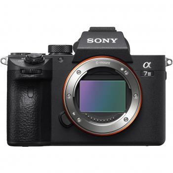 Sony Alpha 7 III (ILCE-7M3B) Cámara Mirrorless de Fotograma Completo de 24.2MP con Wi-Fi, NFC y Grabación de Video 4K HDR