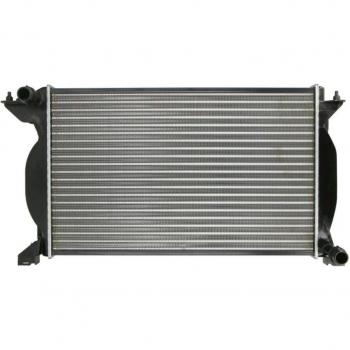 Radiador de refrigeración del motor THERMOTEC D7A047TT