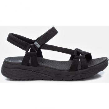 Sandalias Xti para mujer con tiras cruzadas en lona, velcro y suela de goma.