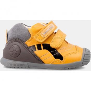 Deportivos Biomecanics color yema para niños