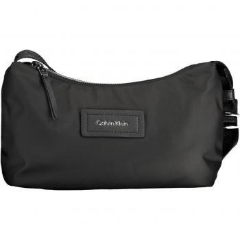 Calvin Klein Elegant Black Shoulder Bag with Zip Closure for Women