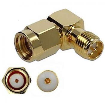 Adaptador RP-SMA Macho a RP-SMA Hembra 90° 10 GHz con Conector Dorado