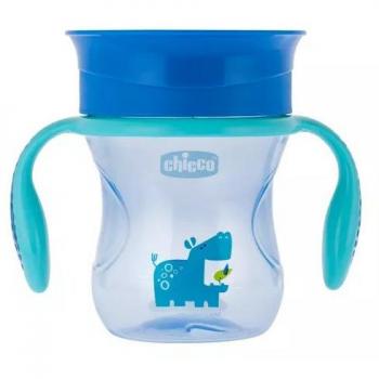 Vaso Perfect Cup Chicco 12+ Meses Celeste con membrana de silicona 360°, diseño ergonómico, material libre de BPA, fácil de limpiar y apto para lavavajillas