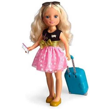 Famosa- Muñeca Nancy Chic viajera Paris 43 cm Incluye Maleta Llena de Accesorios, Multicolor