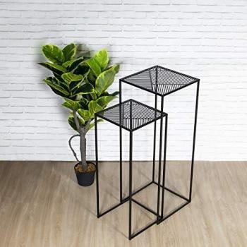 Set de 2 mesas auxiliares gigognes de metal negro - Altura 90 y 75 cm - Diseño con bandejas ajourées