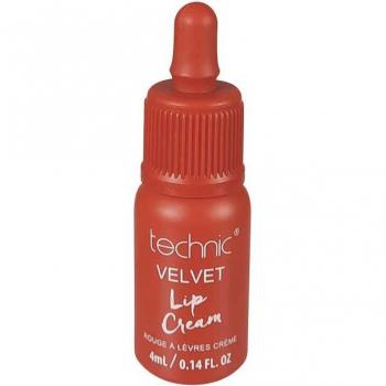 Labial líquido Velvet en tono Classic Red de Technic Cosmetics