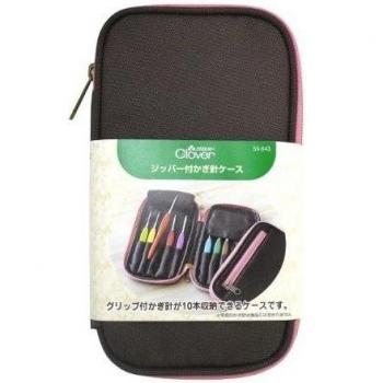 Clover Crochet zipper case 55-943