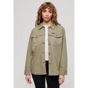 Sobrecamisa Military Beige Superdry para mujer con estilo militar y elegante