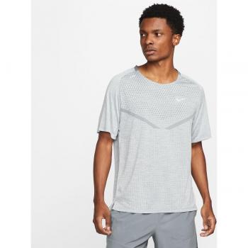 Nike - Camiseta de running Dri-FIT ADV de manga corta
