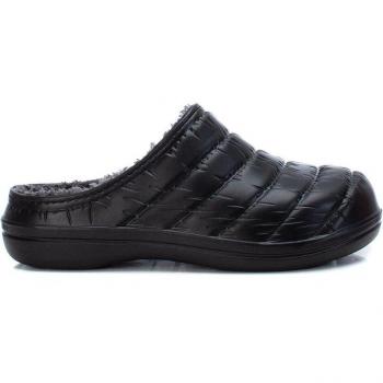 Zuecos Xti para hombre en color negro con suela de goma de 2cm y forro de felpa vegan-friendly