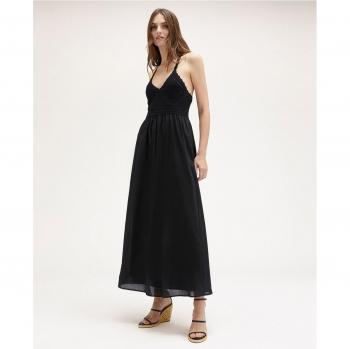 Vestido largo con cuerpo de crochet