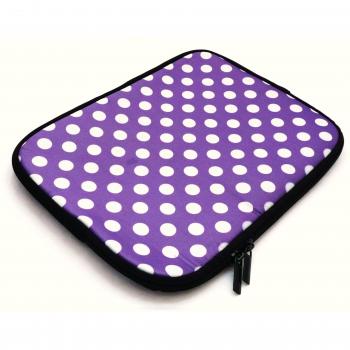 Emartbuy® Dots Polka Púrpura / Blanco Water Resistant Neopreno Case Zip Soft / Cubierta Adecuada Para Toshiba Satellite U840t Series