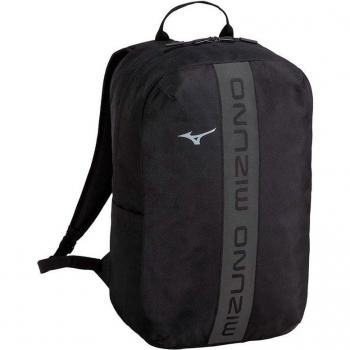 Mochila de fitness Mizuno 25L negra, capacidad de 25 litros, diseño ergonómico, material resistente al agua, compartimento principal con cierre, bolsillos laterales para botellas, correas ajustables y acolchadas
