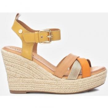 Carmela - Sandalias de cuña de mujer de piel con cierre de hebilla en color amarillo - Altura cuña 10 cm