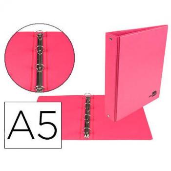 Carpeta de 4 anillas A5 color fucsia con forro de cartón y PVC de la marca Liderpapel
