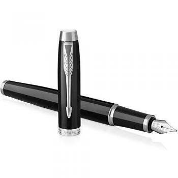 Pluma estilográfica Parker IM Lacada en Negro con Adorno Cromado y Plumín Fino