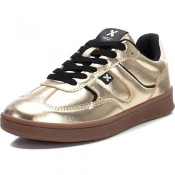 Zapatillas Bajas de Mujer XTI 143384 Doradas con Cordones y Suela de Goma, Talla 39