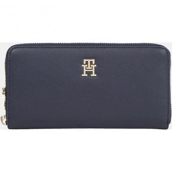 Cartera azul marino con monedero Tommy Hilfiger.